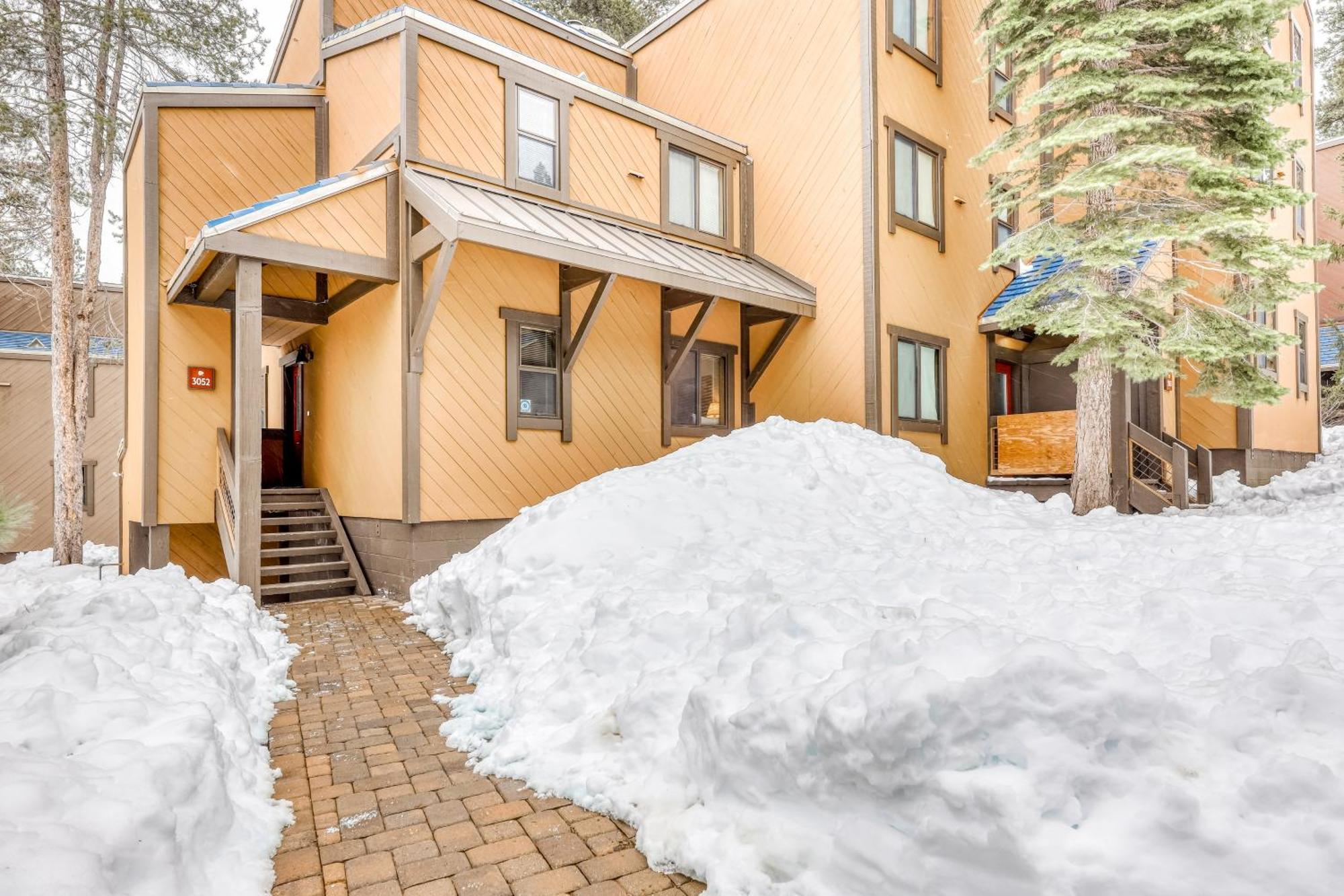 Evergreen Escape Truckee Exterior photo
